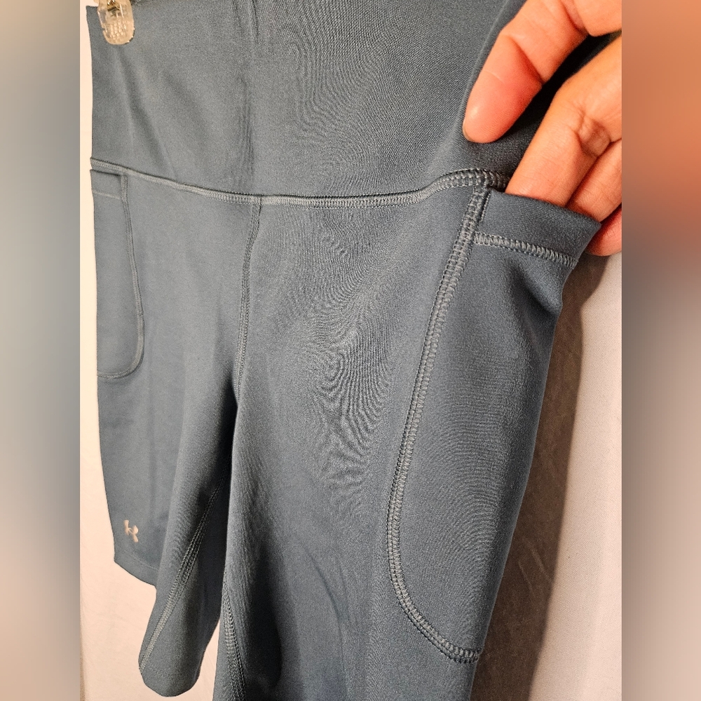 Under Armour High-Rise MFO Movement Bike Short in Static Blue - Size M - Picture 3 of 7
